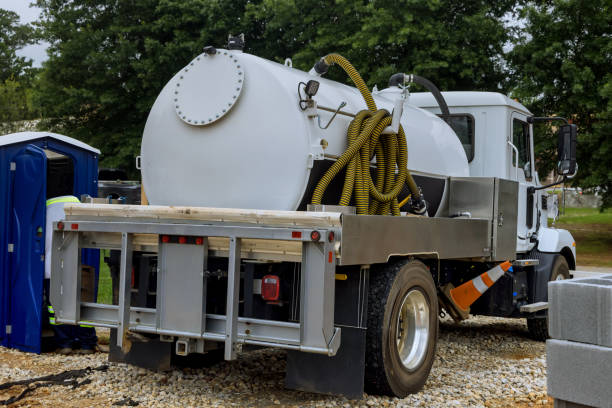 Portable Toilet Options We Offer in Lloyd Harbor, NY